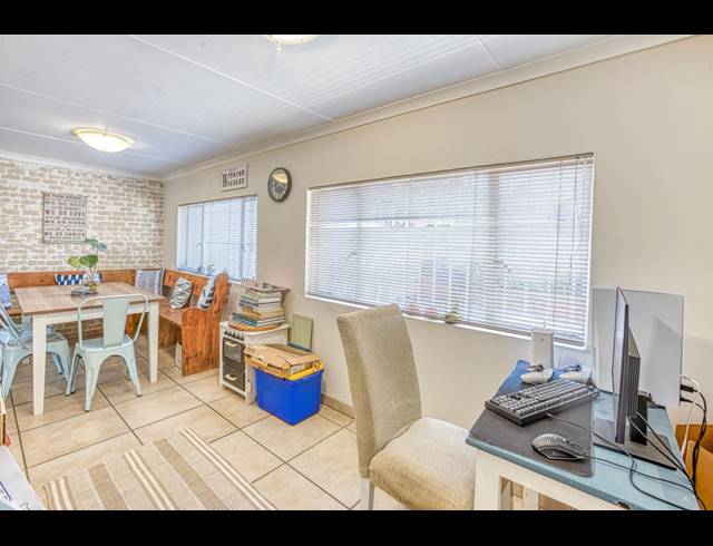 3 BEDROOM HOUSE FOR SALE IN SUNNYRIDGE